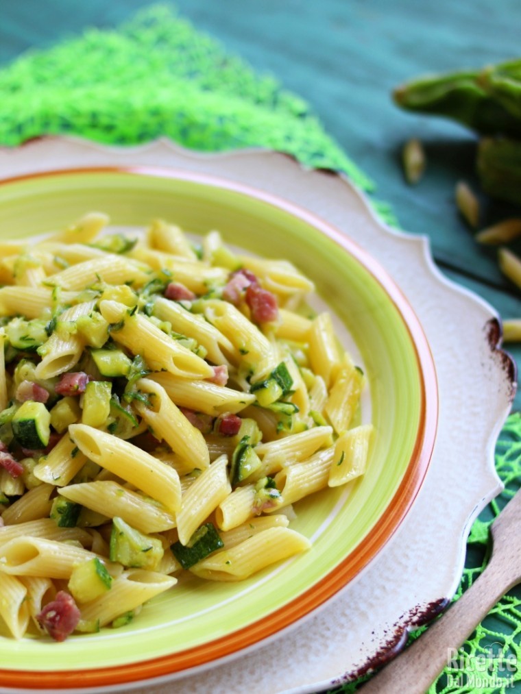 Ricetta delle pennette zucchine e speck