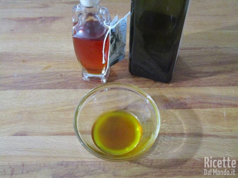 Spaghetti con colatura di alici e pomodorini 5