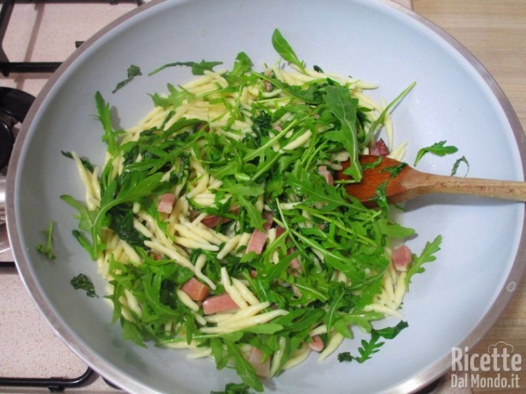 Trofie con rucola e speck 6
