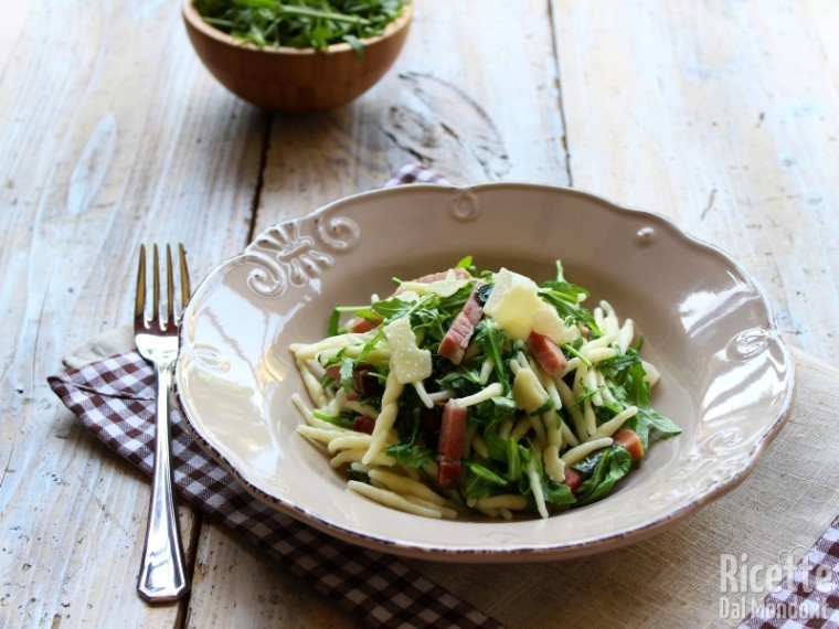 Trofie con rucola e speck