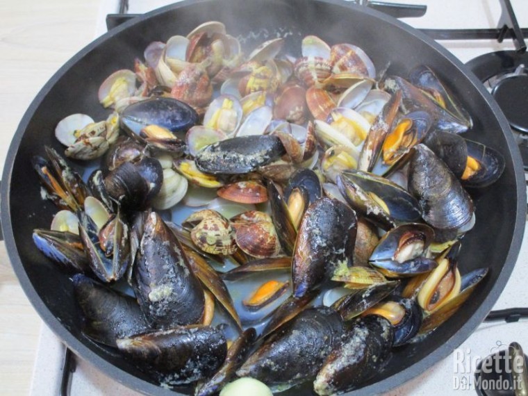 Risotto alla pescatora ai frutti di mare 4