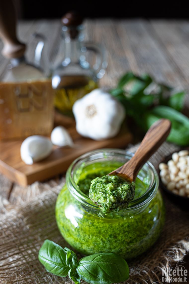 Ricetta pesto alla genovese