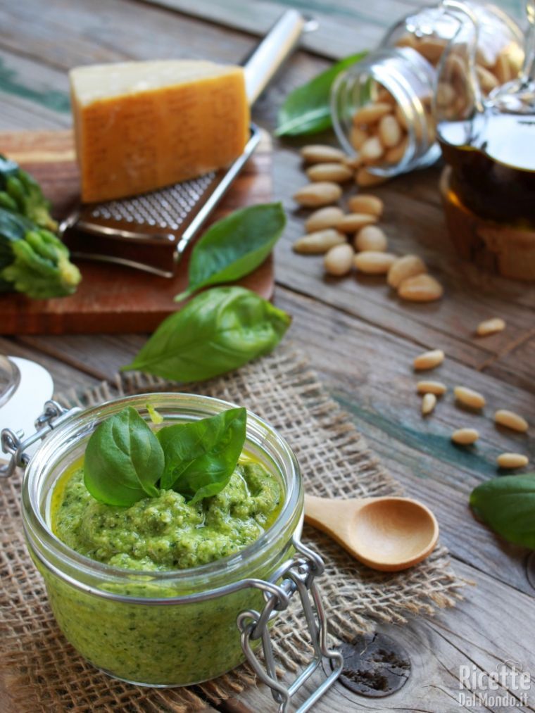 Come fare il pesto di zucchine