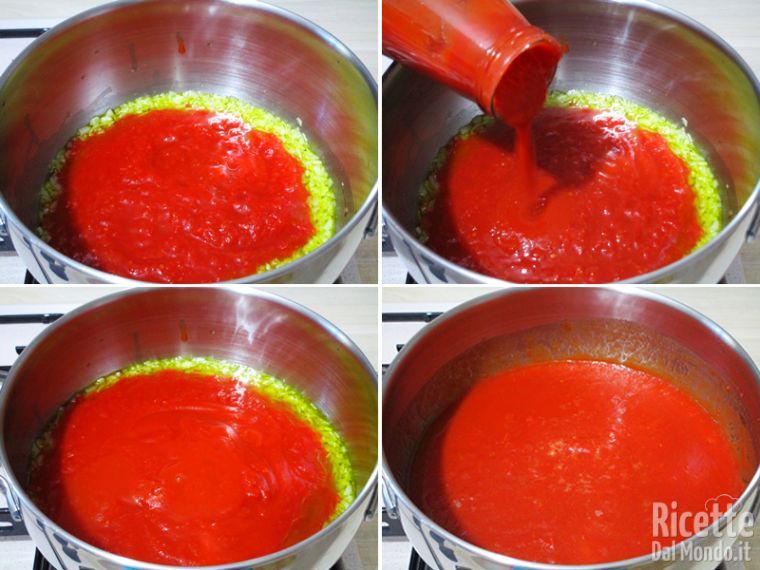 Unire la polpa e la passata di pomodoro e cuocere