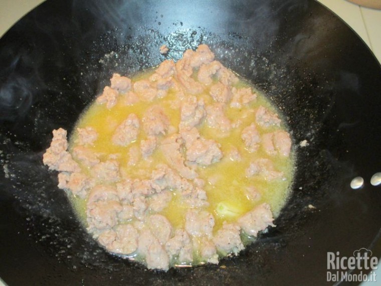 Involtini di verza, salsiccia e provola 7