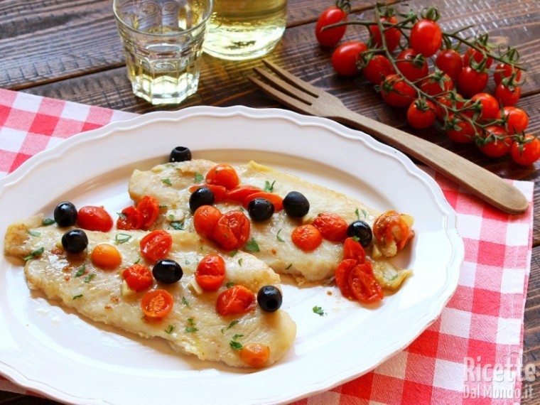Filetti di persico con pomodorini al vino bianco