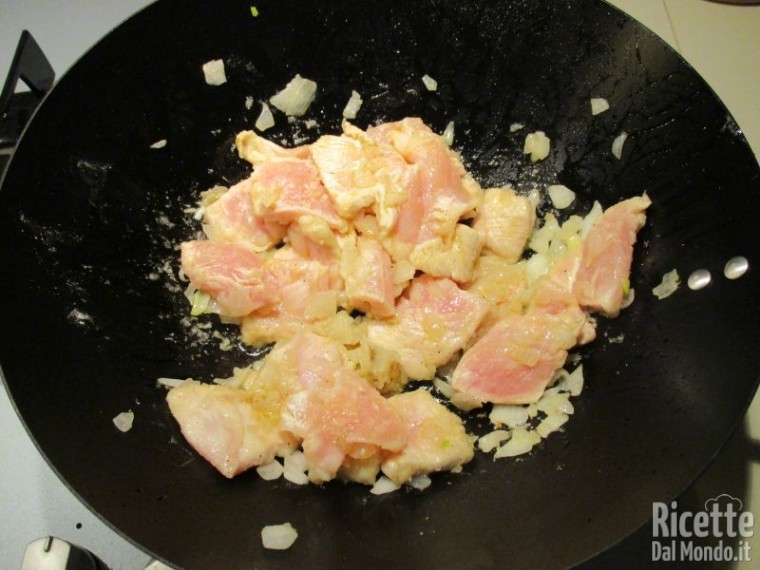 Pollo cinese alle noci 8