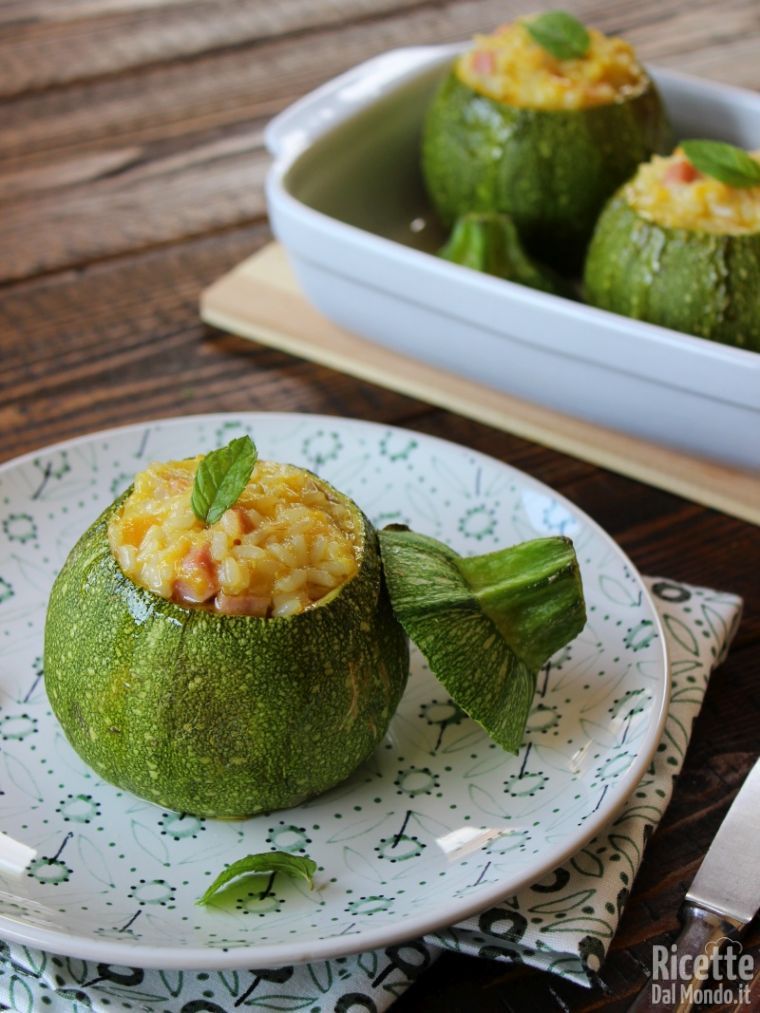 Come fare le Zucchine tonde ripiene di riso
