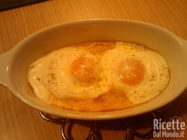 Uova al Tegamino in Bianco