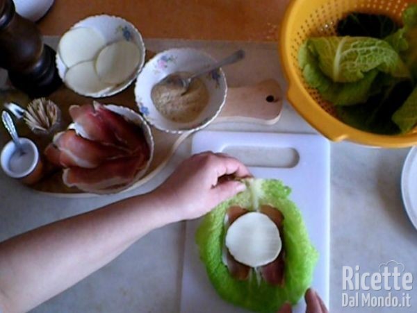 Involtini di Verza con Speck