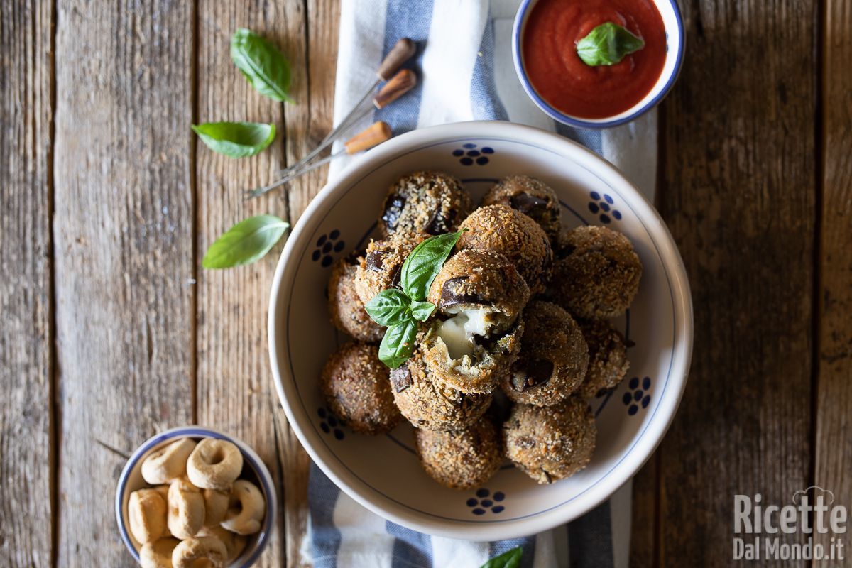 Polpette di melanzane con cuore filante! La ricetta irresistibile!