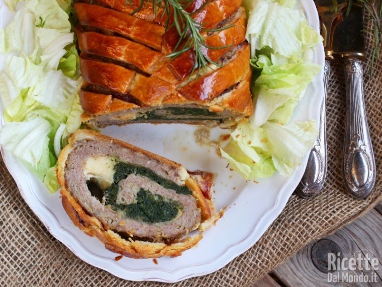 Ricetta polpettone in crosta farcito con provola e spinaci