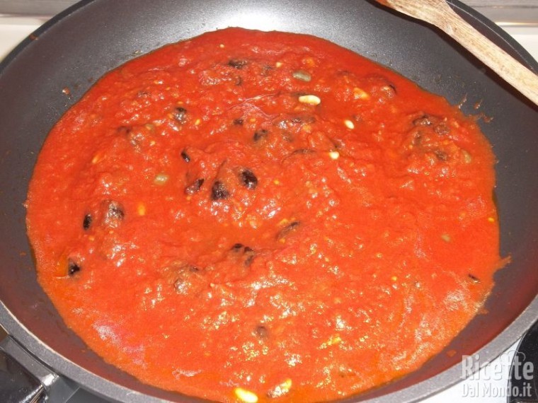 Spaghetti olive e capperi 5