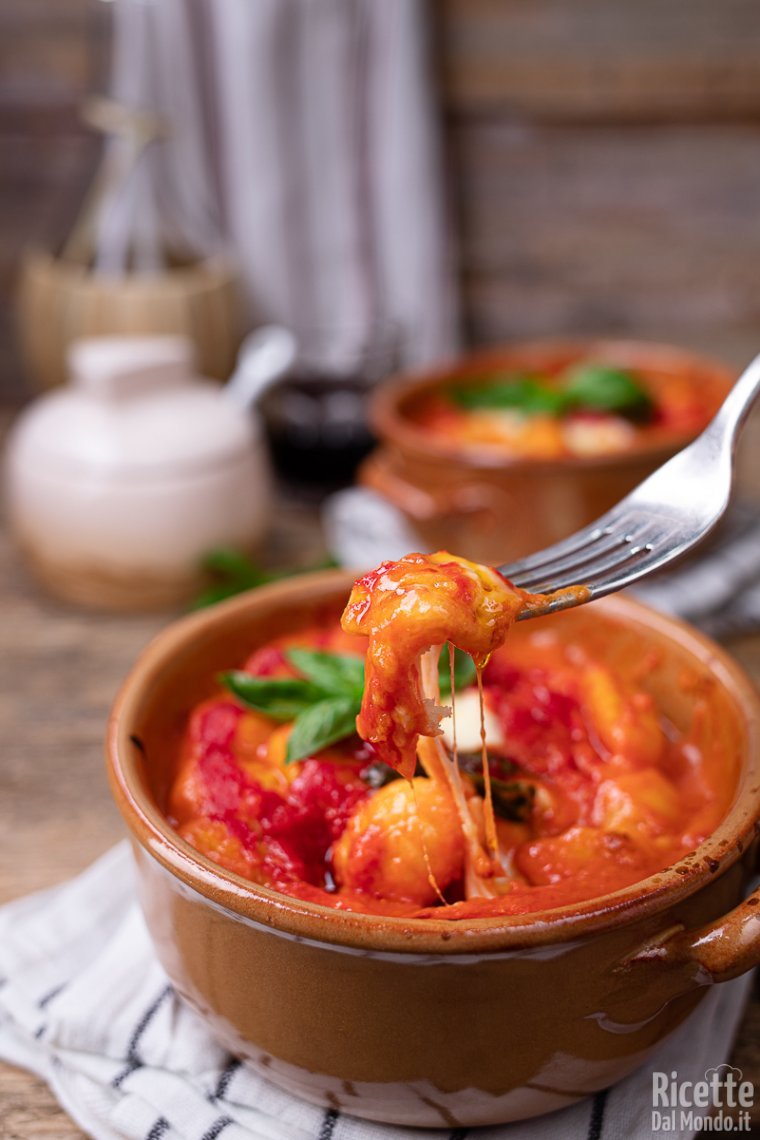 Ricetta gnocchi al tegamino filanti al forno