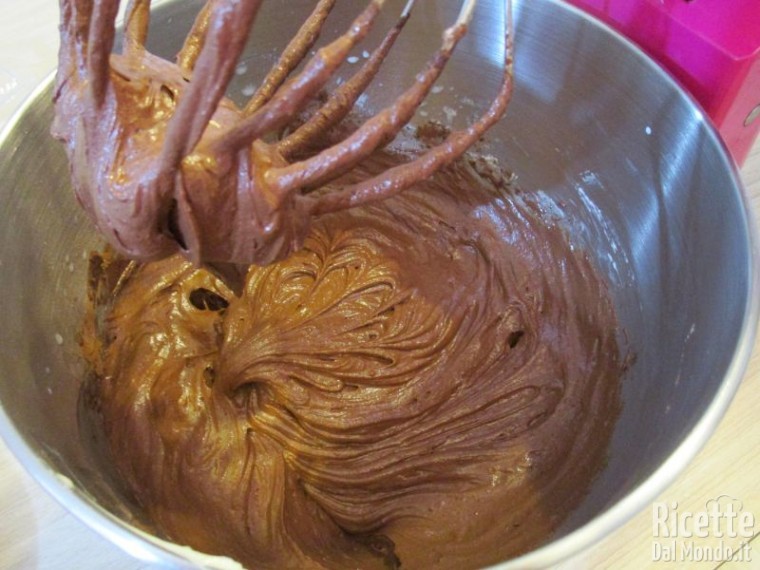 Ciambella soffice al cacao 8