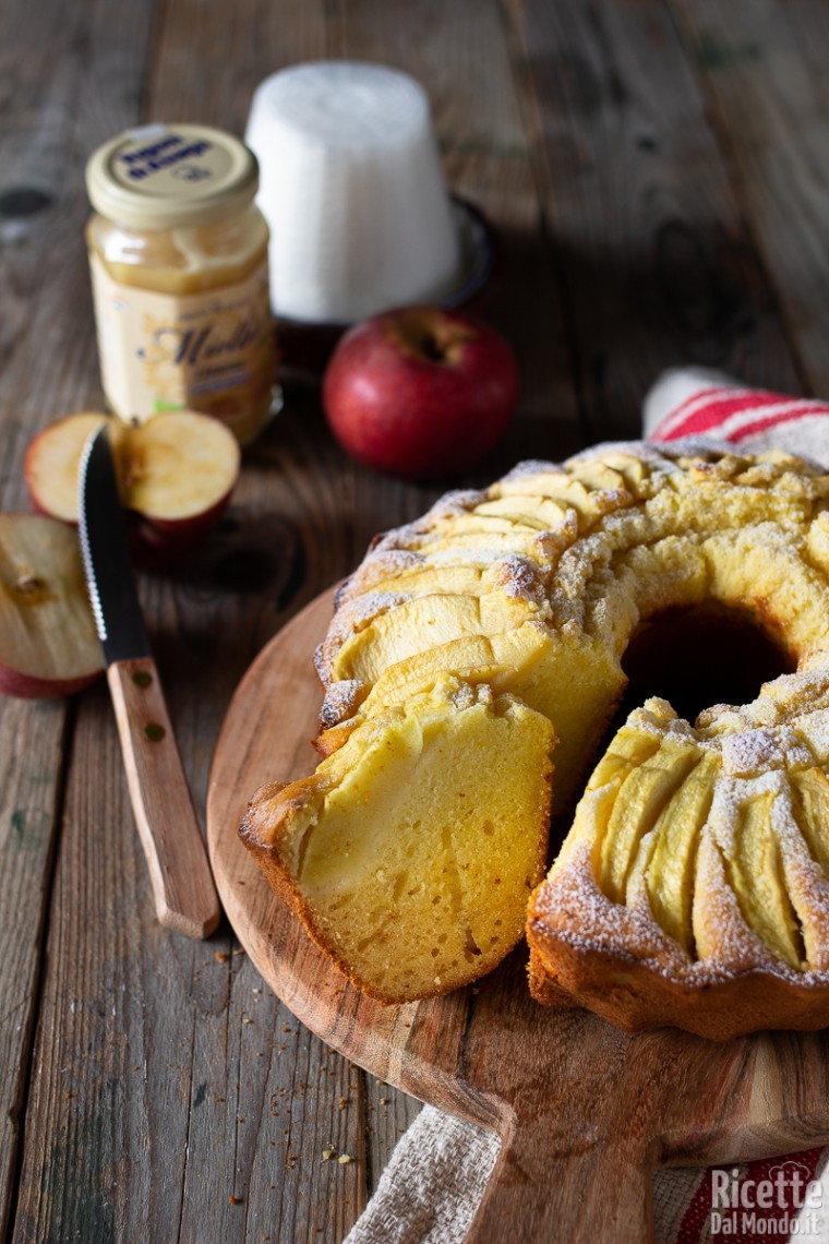 Ricetta ciambella con ricotta miele e mele