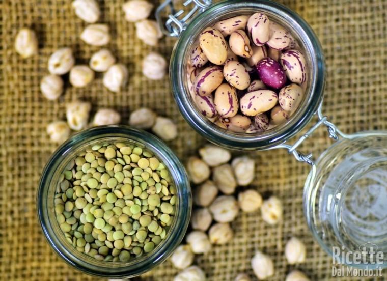 10 insoliti utilizzi del forno a microonde: ammollare i legumi