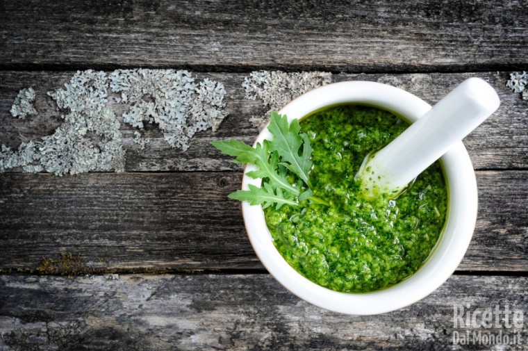 5 varianti al pesto: pesto di rucola