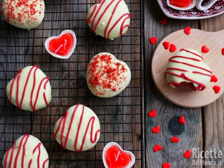 Cuori di red velvet cake