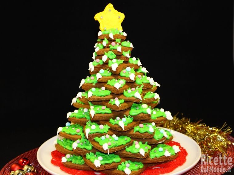 Albero Di Natale Fatto Con Biscotti.Albero Di Natale Gingerbread