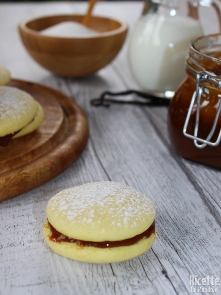 Come fare gli alfajores con dulce de leche