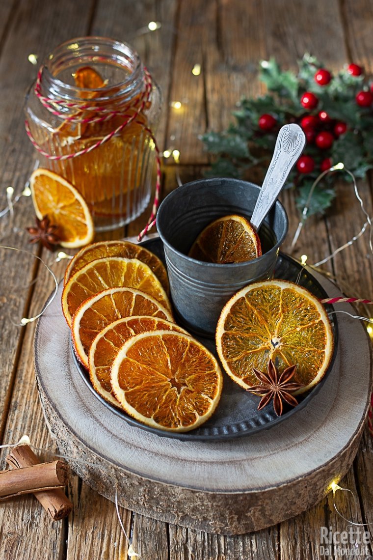 Fettine di arance essiccate