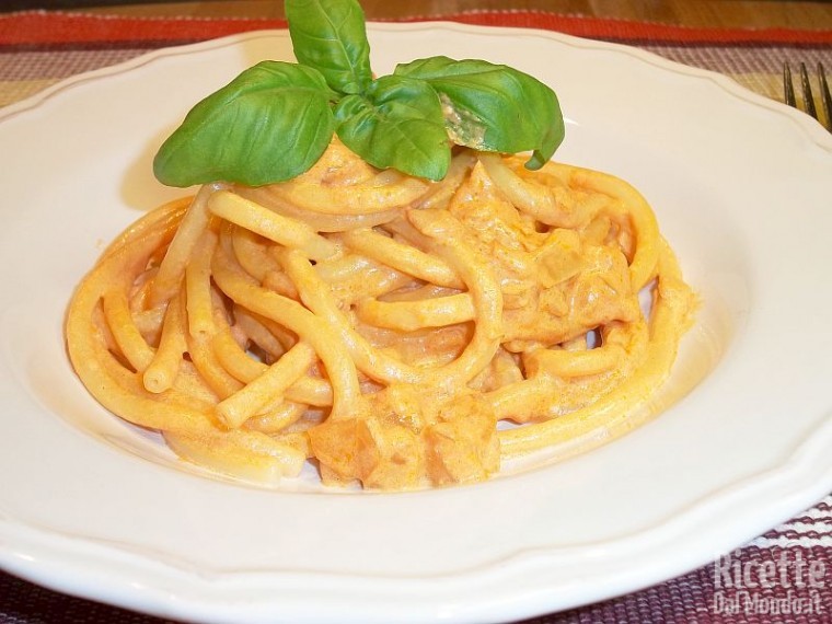 Bucatini in Salsa Rosa 10