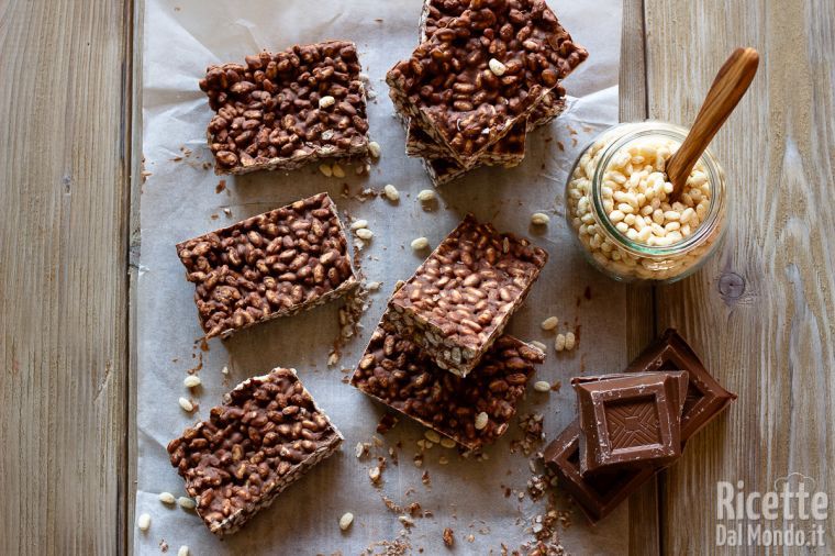 Barrette di riso soffiato e cioccolato