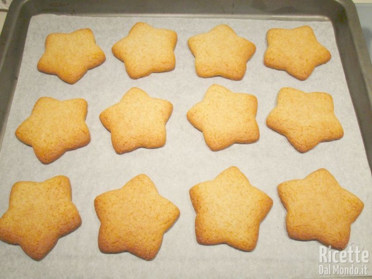 Biscotti Di Natale Al Miele.Biscotti Al Miele E Cannella Morbidi Ricettedalmondo