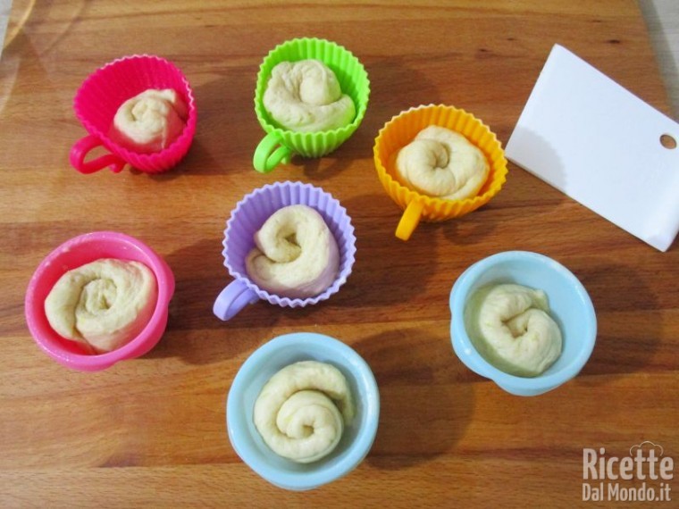 Brioches in tazza 7