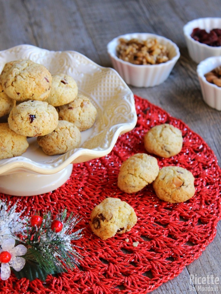 Come fare i biscotti con frutta secca