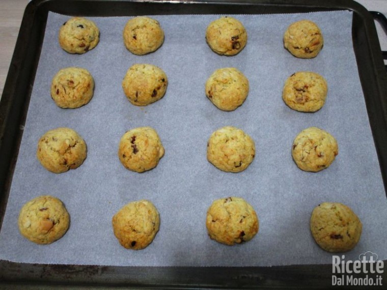 Biscotti con frutta secca 10