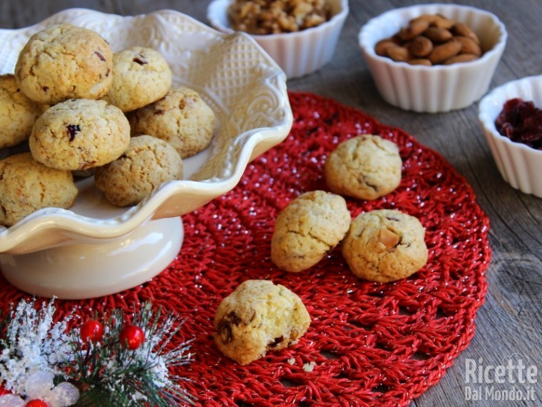 Ricetta biscotti con frutta secca