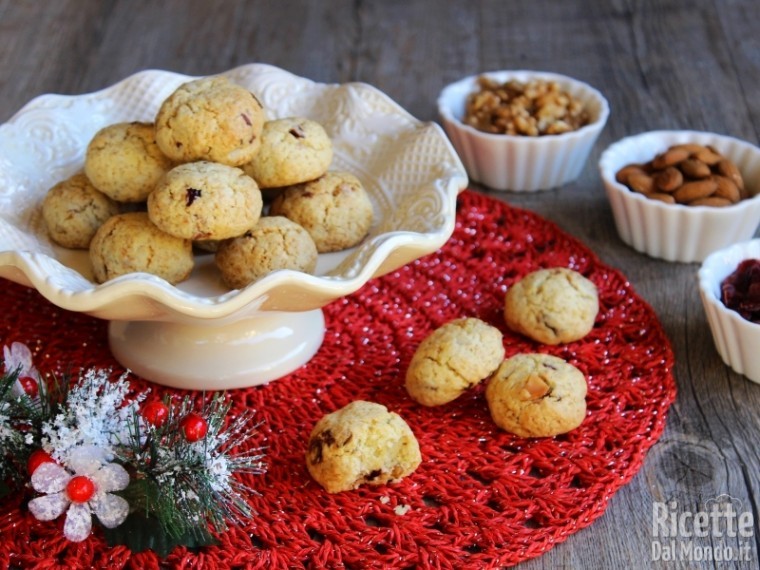 Biscotti Di Natale Con Frutta Secca.Biscotti Con Frutta Secca Ricettedalmondo It