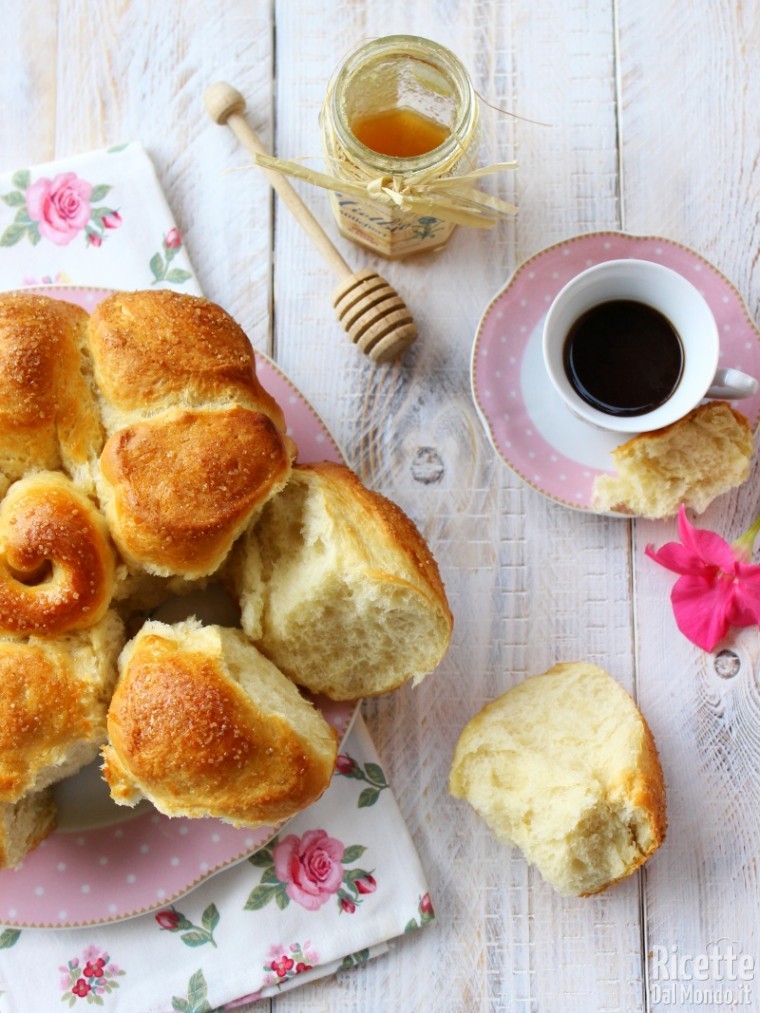 Brioche al miele per la colazione