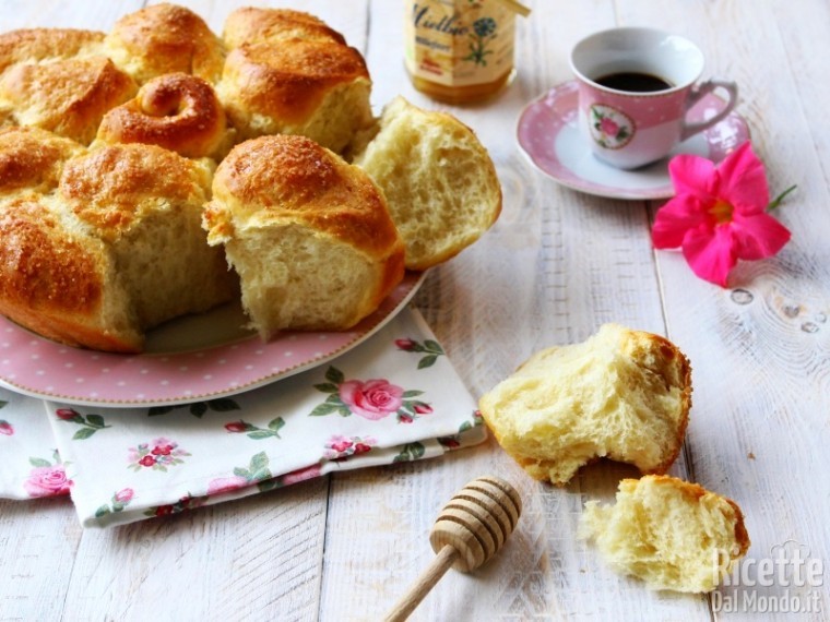 Brioche al miele semplice