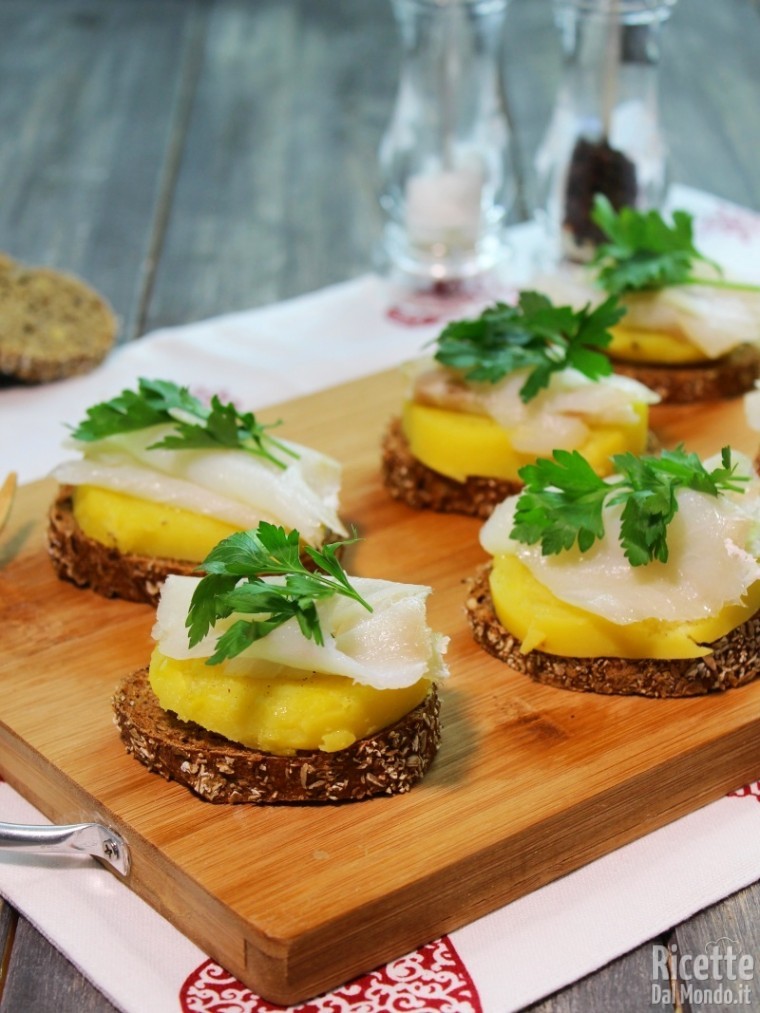 Come fare le Bruschette con baccalà affumicato