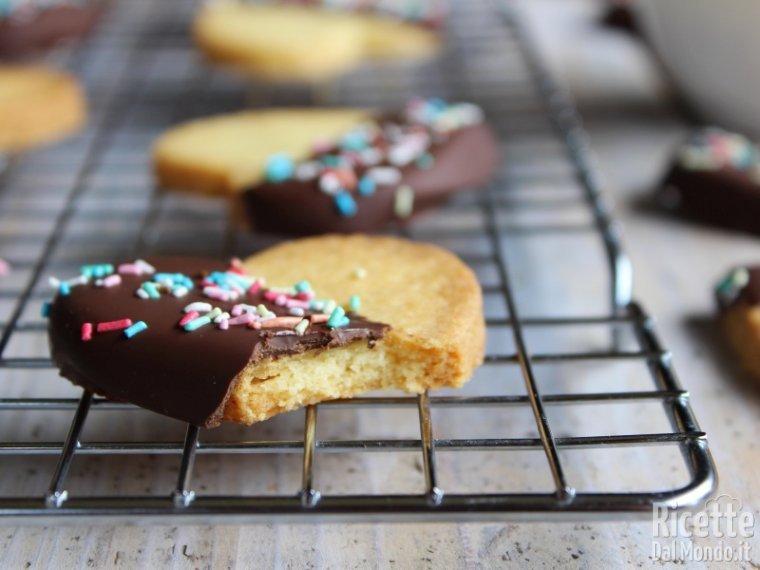 Biscotti di frolla e cioccolato