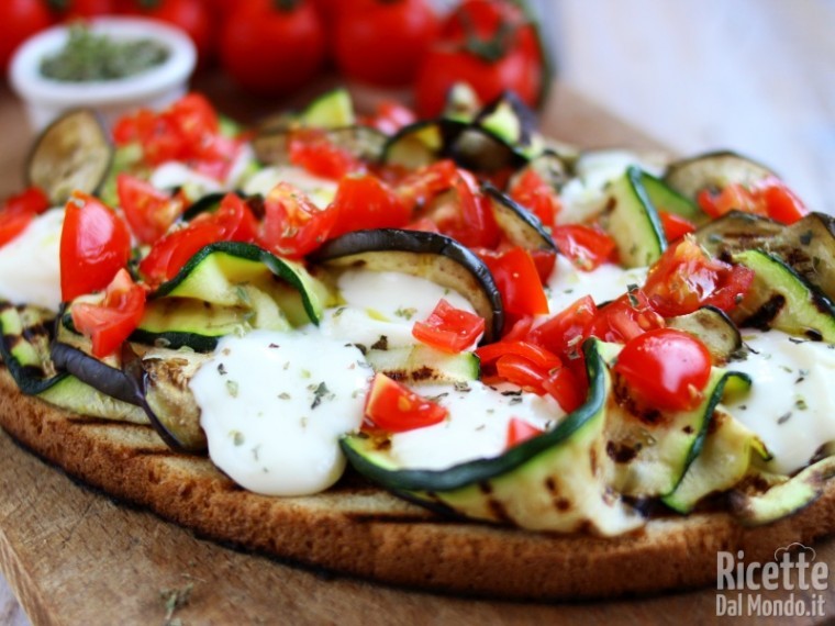 Bruschetta con verdure grigliate