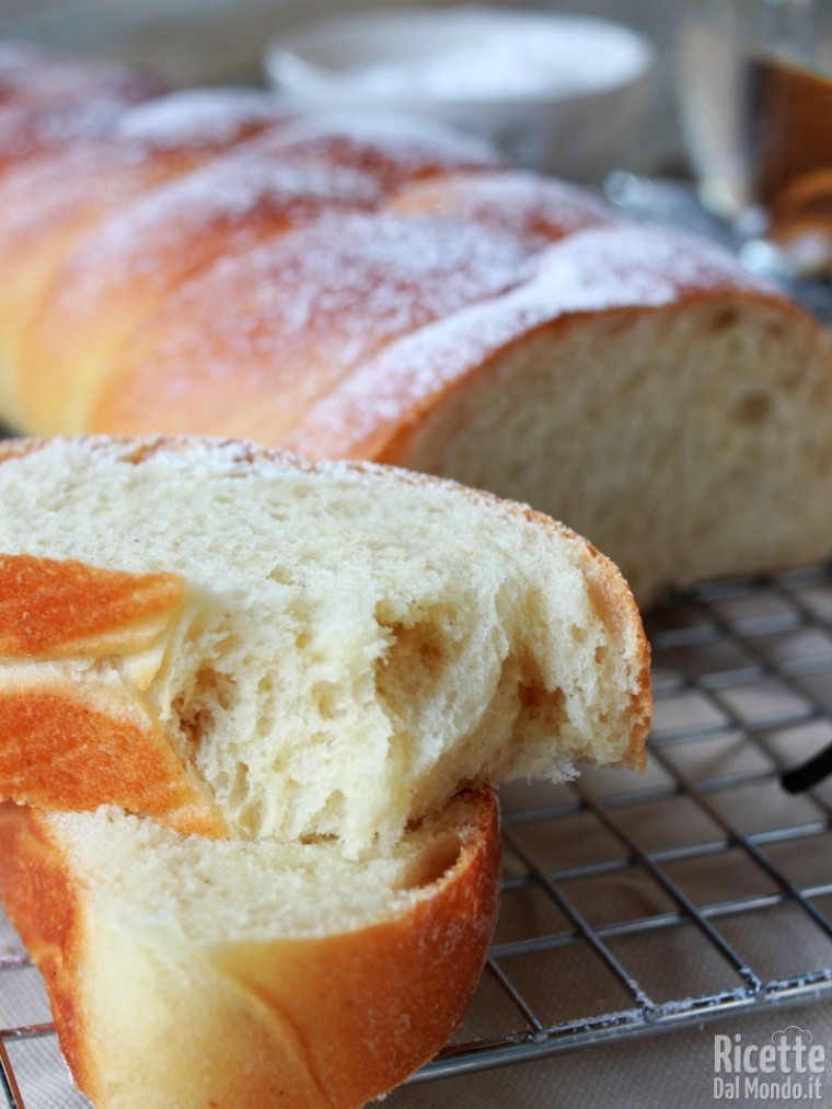 Brioche all'acqua senza uova e burro