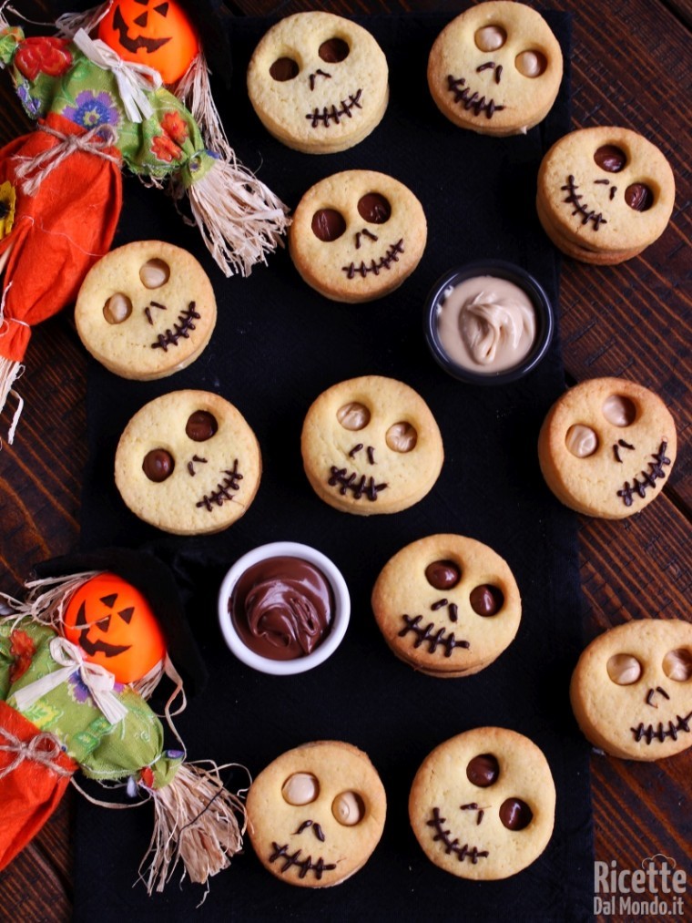 Come fare i biscotti farciti di Halloween
