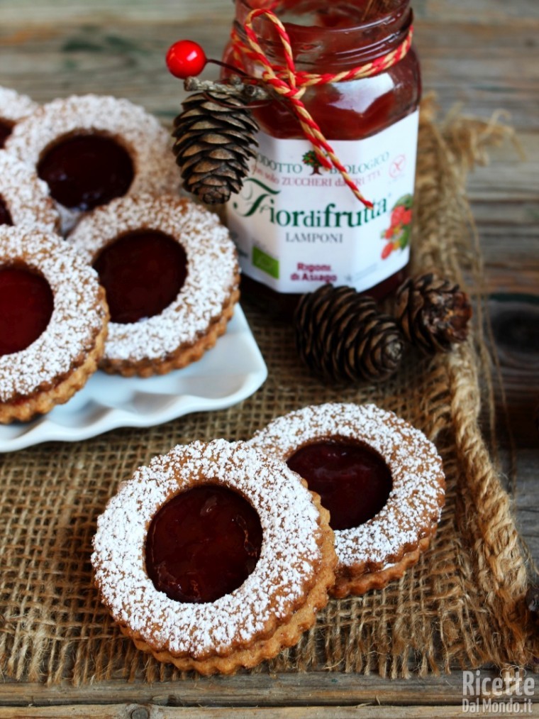 Biscotti Linzer ai lamponi