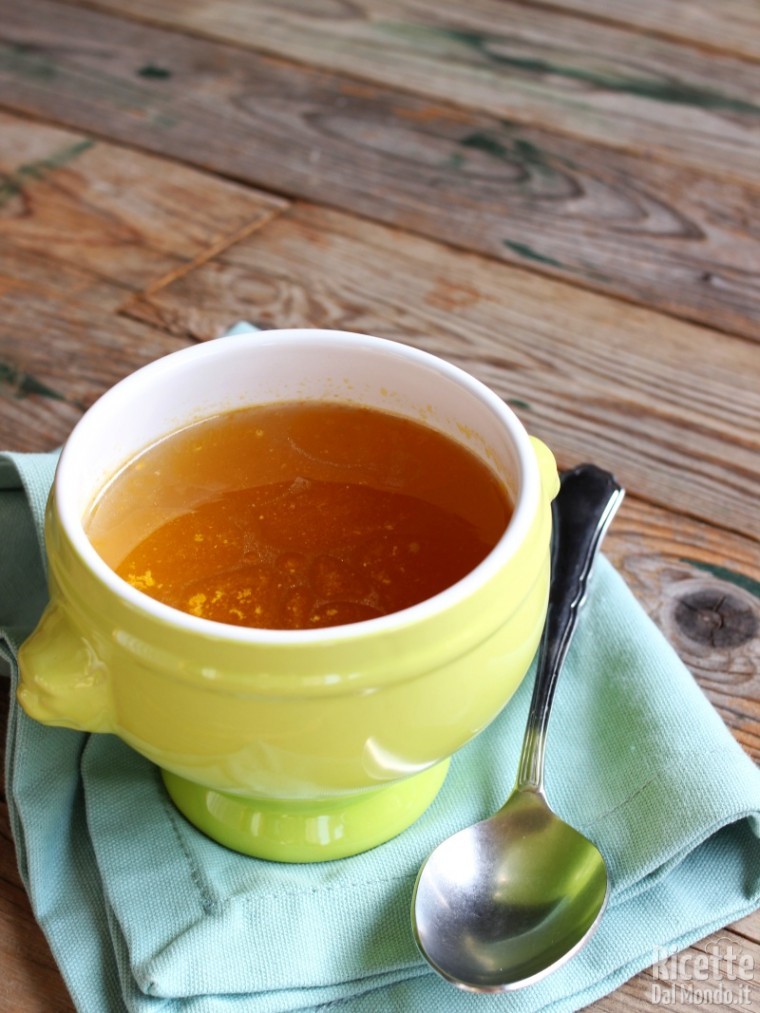 Come fare il brodo di cappone