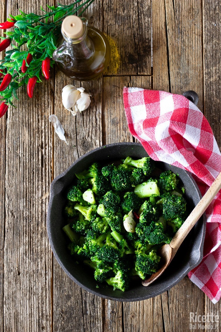 Ricetta broccoli in padella velocissimi