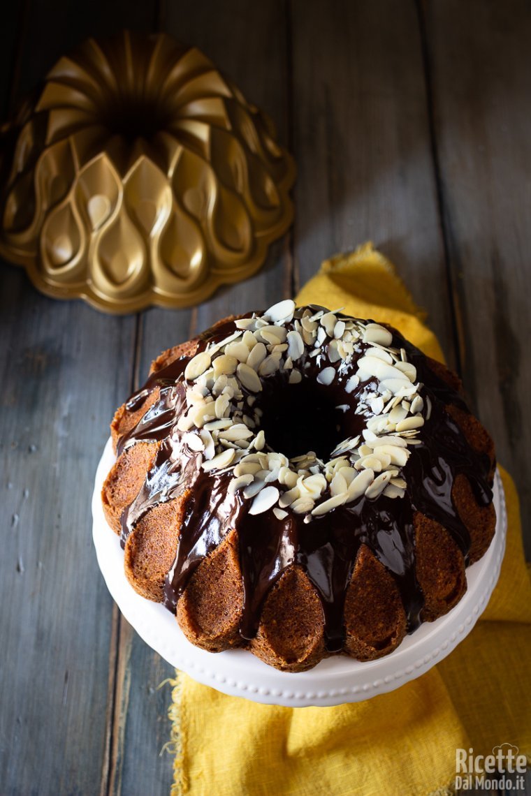 Ricetta bundt cake alle mandorle senza lattosio