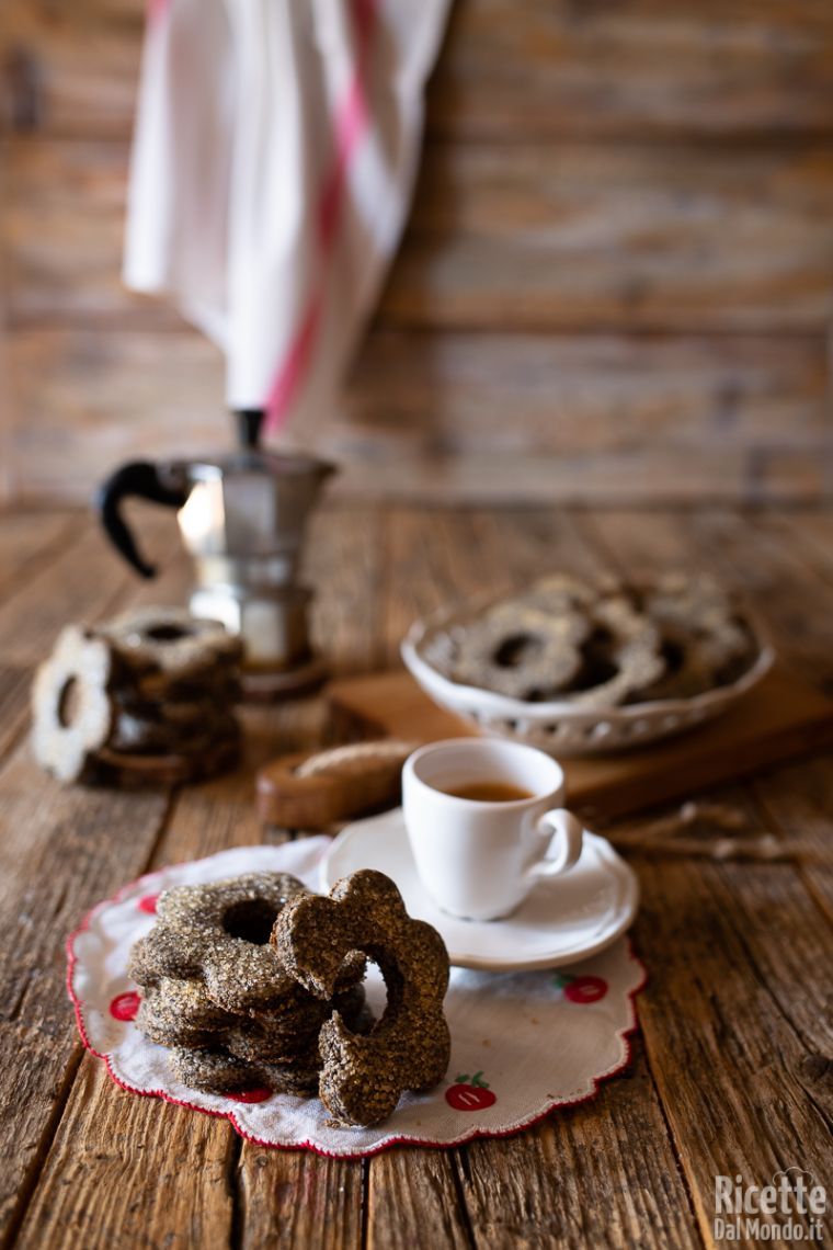 Come fare i biscotti rustici di grano saraceno