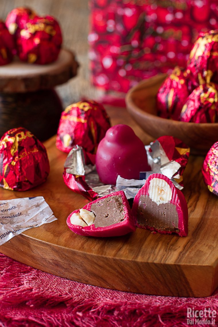 Baci perugina rossi al lampone