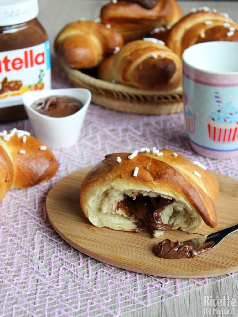 Come fare i cornetti di pasta brioche alla Nutella Bimby