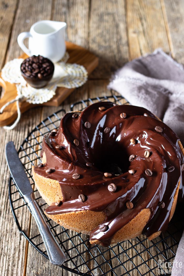 Ricetta ciambella al caffè con glassa fondente