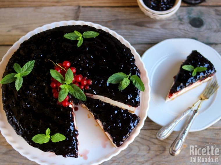 Ricetta cheesecake con confettura di mirtilli